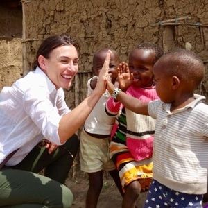 Meet your Posher, Laura